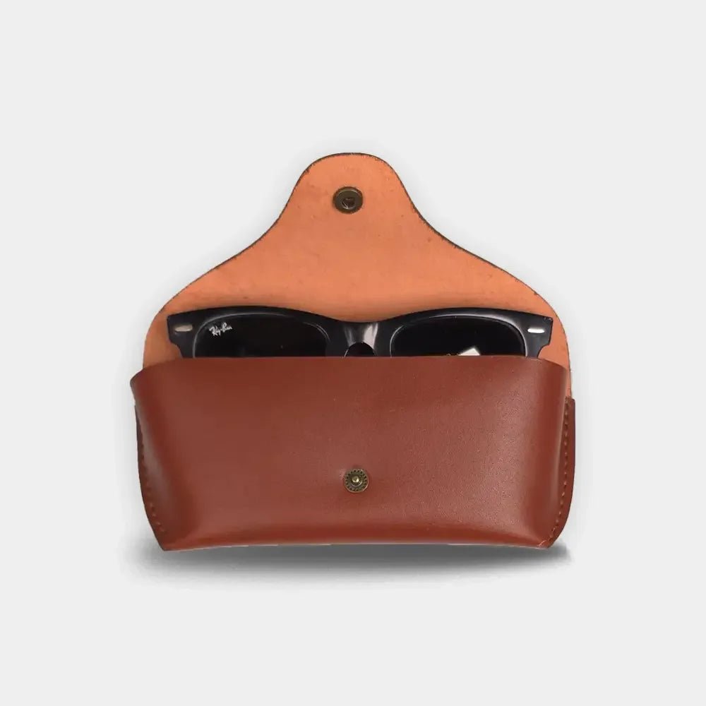 Deri Gözlük Kılıfı - Özel Deriden ve Pirinç Çıtçıtlı - El Yapımı Gerçek Deri Hakiki Deri Gözlük Kılıfı | Retro Pelle