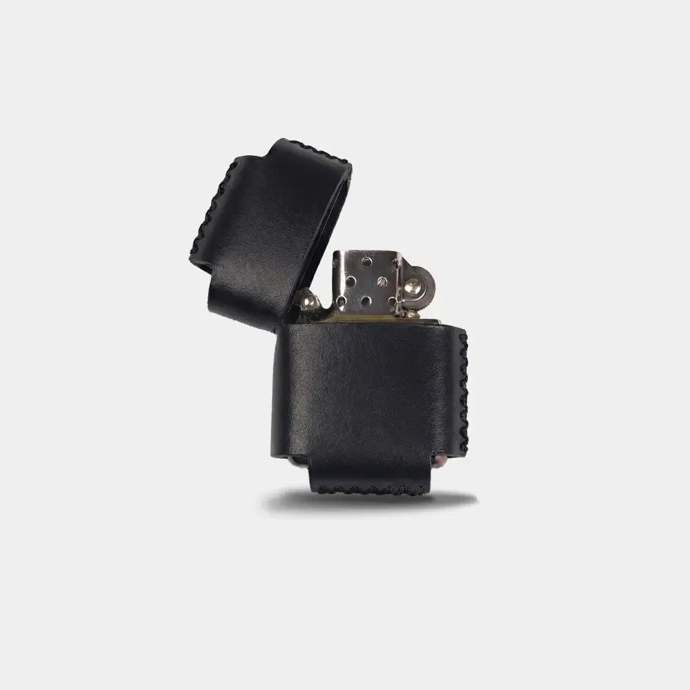 Deri Kılıflı Metal Çakmak - El Yapımı Gerçek Deri Hakiki Deri Kılıflı Metal Çakmak | Retro Pelle